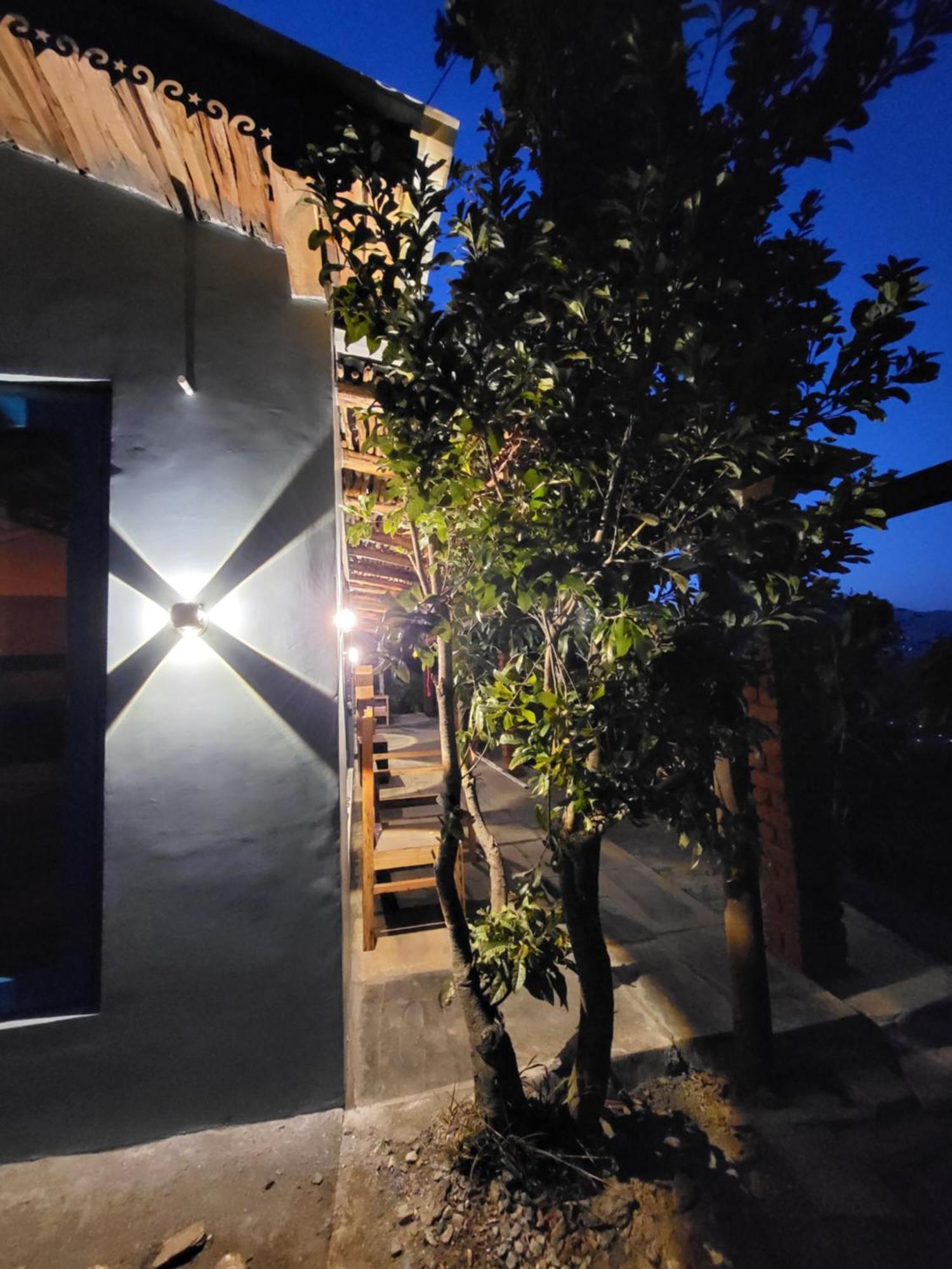 Zenoaks Homestay Almora Zewnętrze zdjęcie